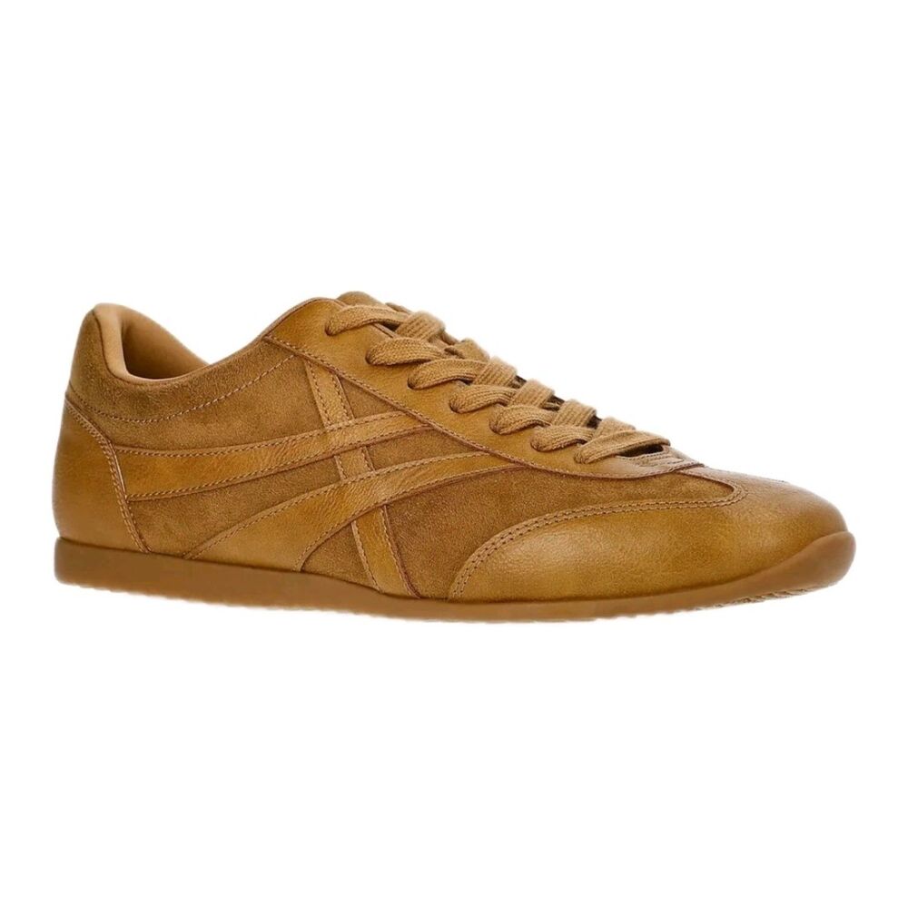 Time and Tru Women's low top Sneakers Size 8 Cognac color Memory Foam